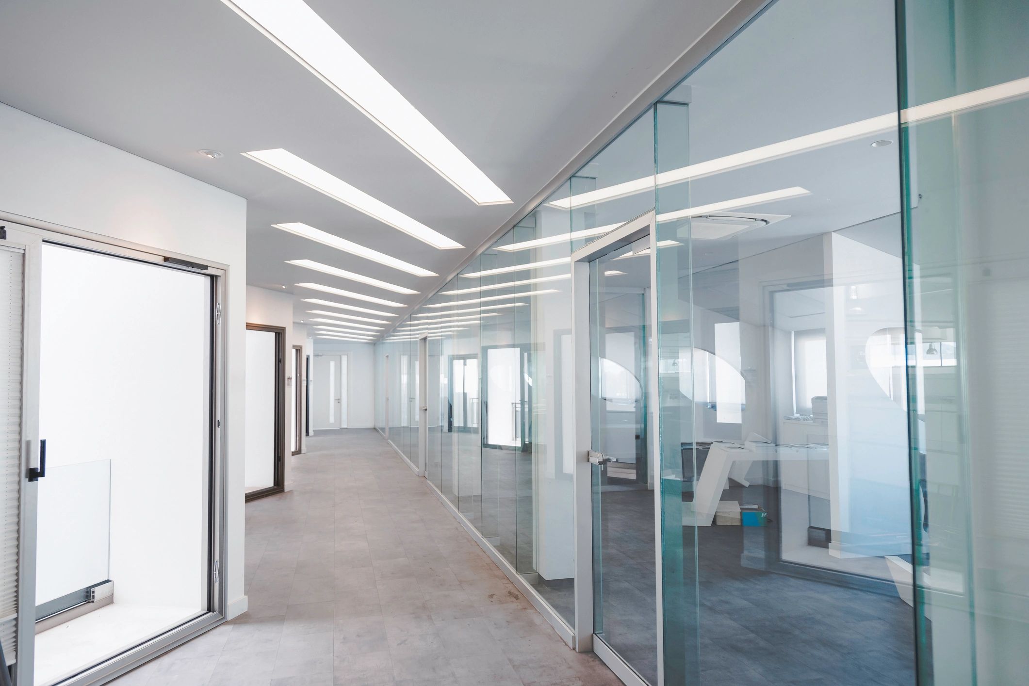 modern business office UAE